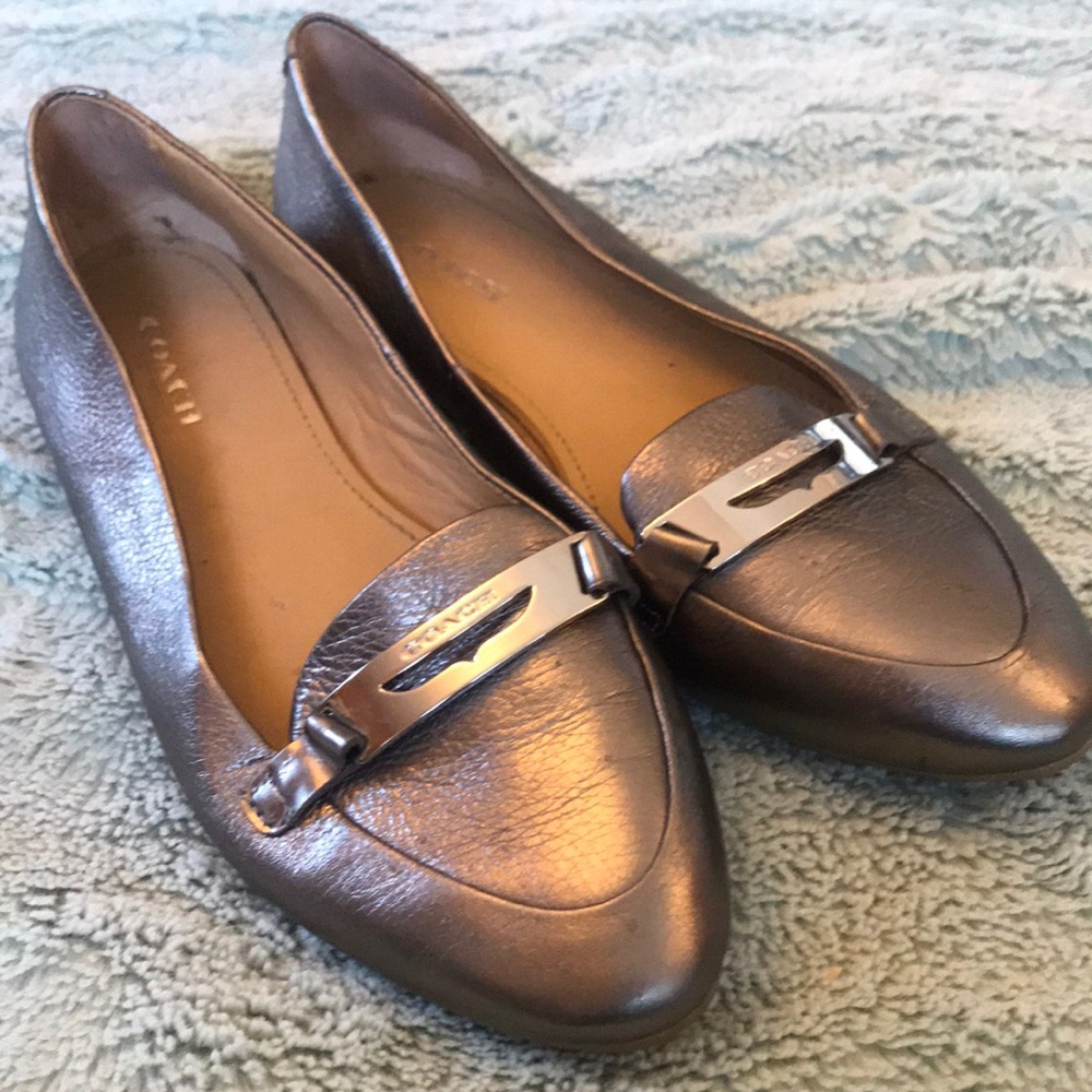 Coach flats w rubber soles, metallic silver like